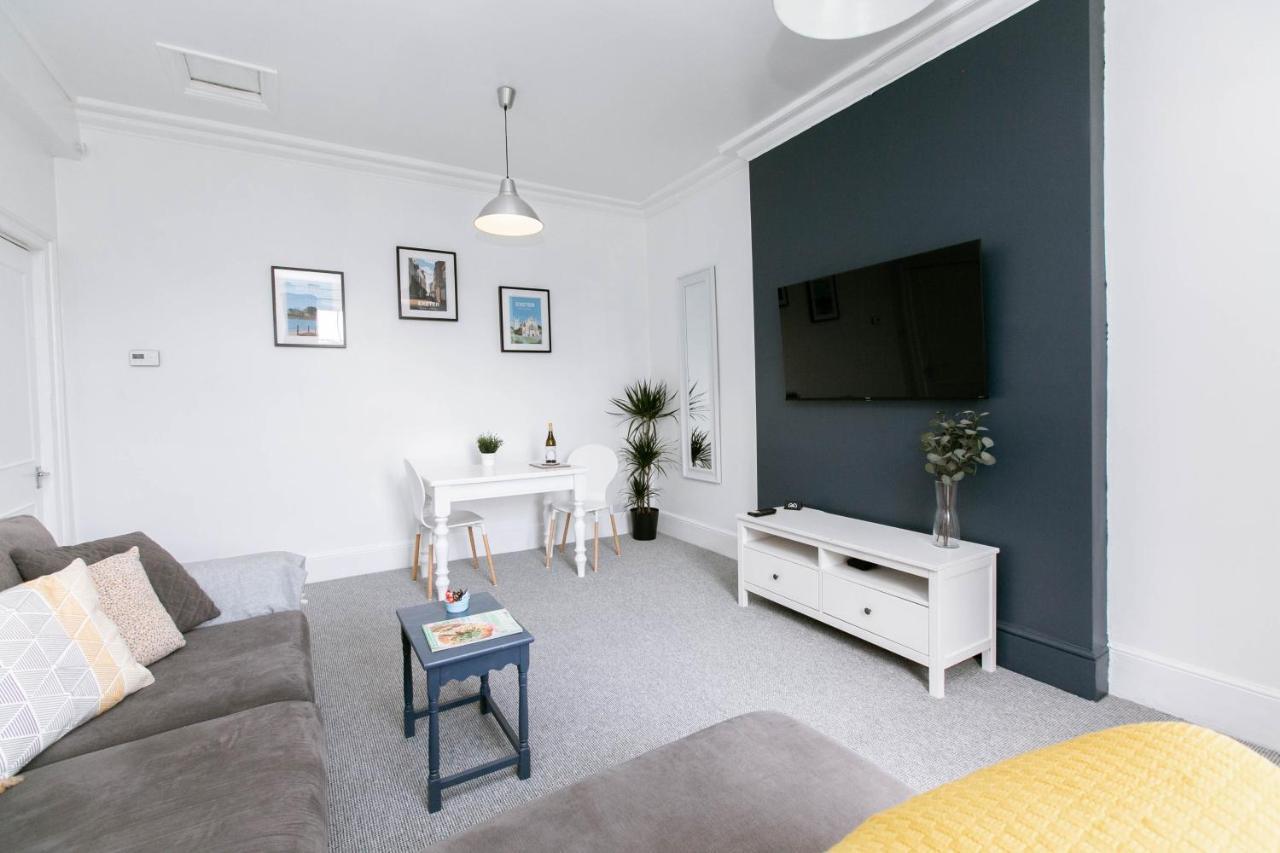 אקסטר Spacious Apartment, Free Parking, Central Location Near To Uni, Hospital, Town מראה חיצוני תמונה